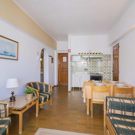 Rosamar Apartamentos Armação de Pêra Pokoj fotografie