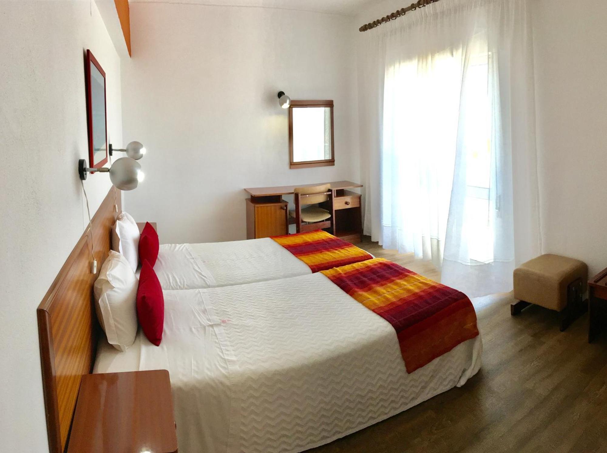 Rosamar Apartamentos Armação de Pêra Pokoj fotografie
