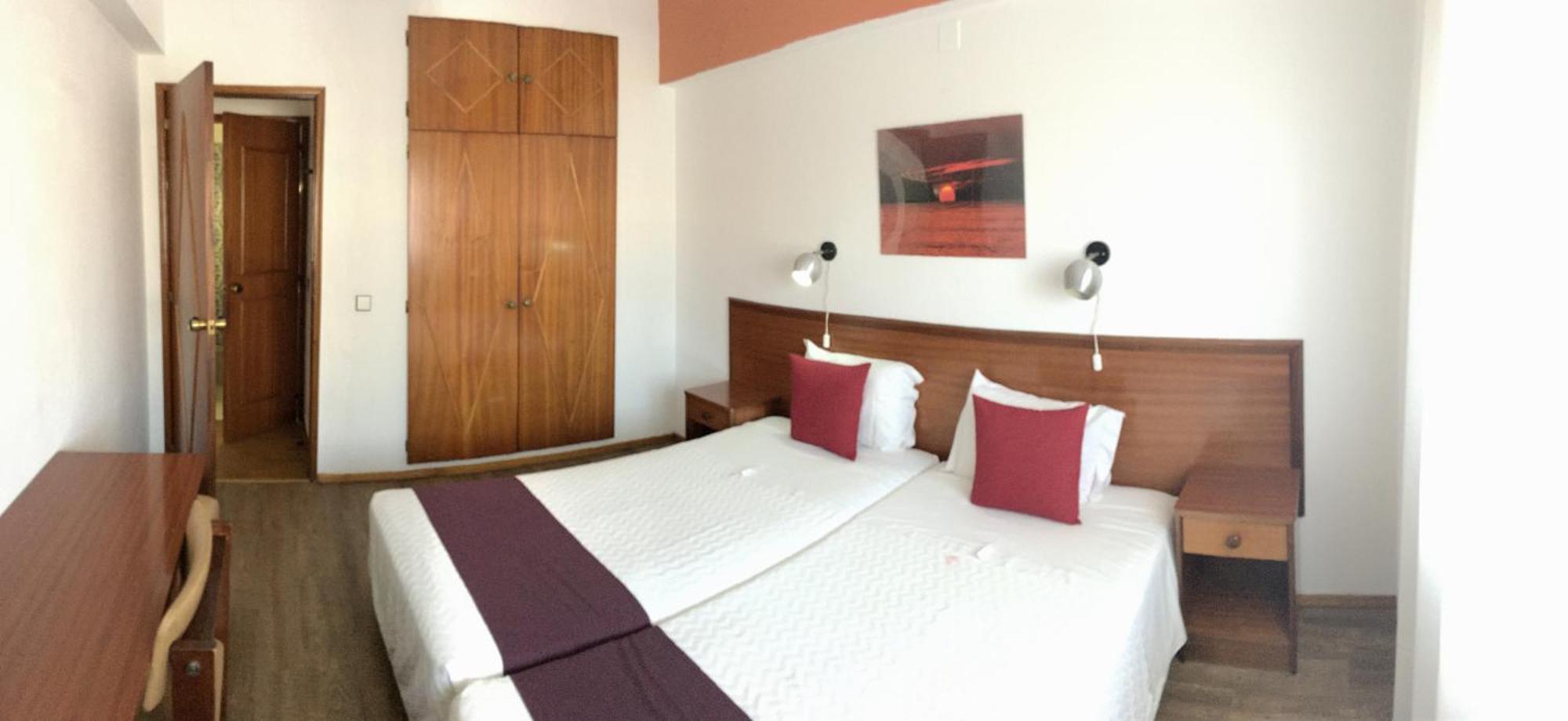 Rosamar Apartamentos Armação de Pêra Pokoj fotografie